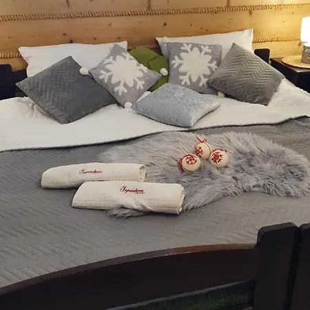 Sun & Snow Szymoszkowa Z Basenem Apartman *